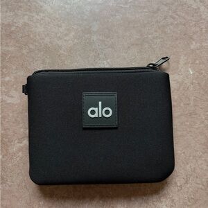 Alo Black Zip Pouch cosmetic bag